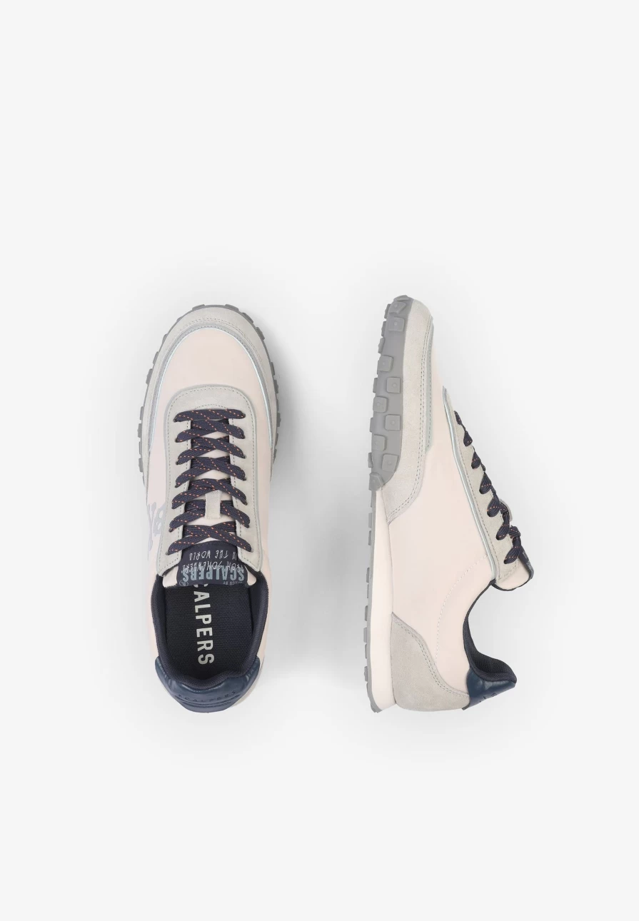 "ScalpersCompany Men's Low-Top Sneakers with Skull Print - Edgy Streetwear Style"