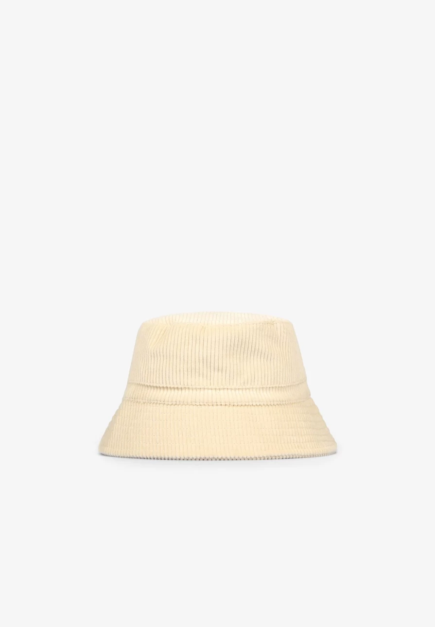 "ScalpersCompany Kids Corduroy Bucket Hat with Logo - Stylish & Comfortable"