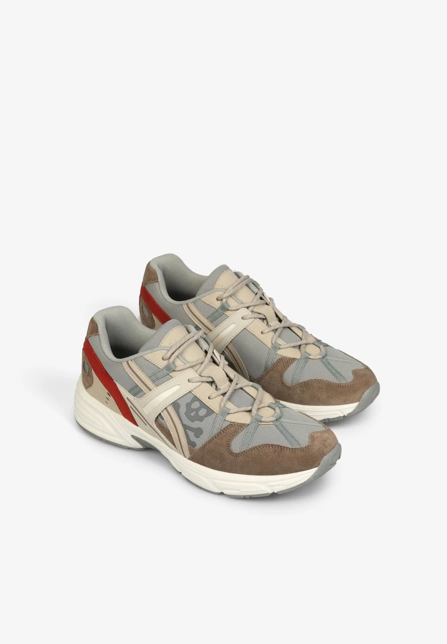 "ScalpersCompany Grey Contrast Outdoor Sneakers for Men – Durable & Stylish Walking Shoes"